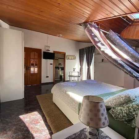 Jmca Guest house *