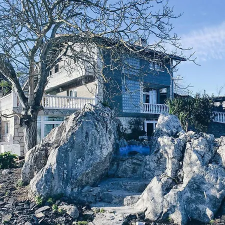 Jmca Guest house Castro Urdiales